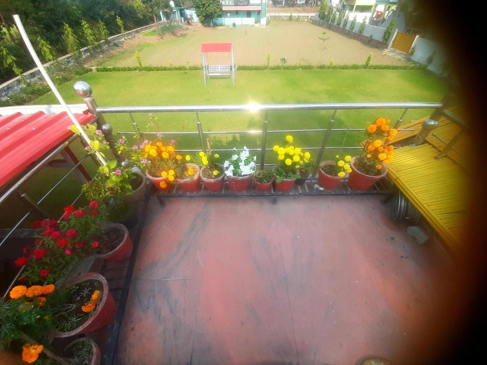 Nandini Homestay Dehradun Exterior photo